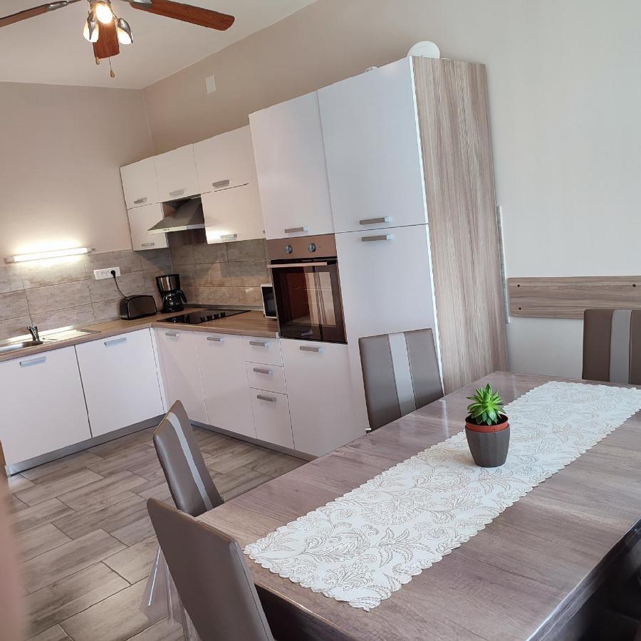 Apartments Desiree & Daniel 德拉马利 外观 照片